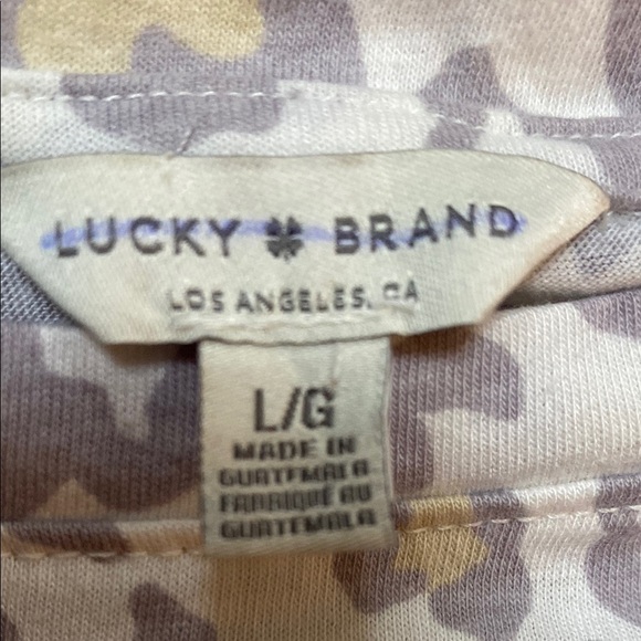 Lucky Brand Tee Shirt Leopard Print Short Sleeve Lavender Yellow Size Large - Picture 2 of 8